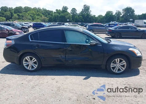 2011 Nissan Altima 3.5 Sr z USA, uszkodzony, nr VIN 1N4BL2AP2BN464376